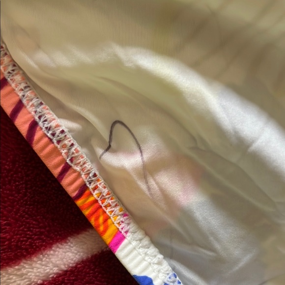 NWOT Trina Turk Flora One Piece Swimsuit 6 - Picture 9 of 9